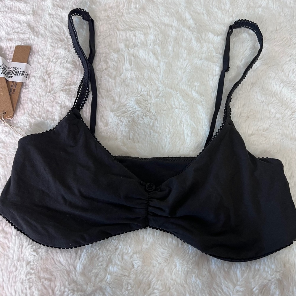 SKIMS Fit Everybody Picot Skimpy Scoop Bralette Onyx Black BR-SCP-9192 Small NWT